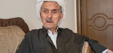 مەلا محەمەد وەرتێ بۆ گوڵان:     مەلا مستەفا بارزانی پێی دەگوتین: نابێت مامۆستای ئایینی حزبایەتی تێكەڵی ئایینەكەی بكات و  لە هەق لا بدات