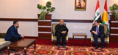 سەرۆکی حکومەت پێشوازی لە بنەماڵەی شەهید هاوکار جاف دەکات