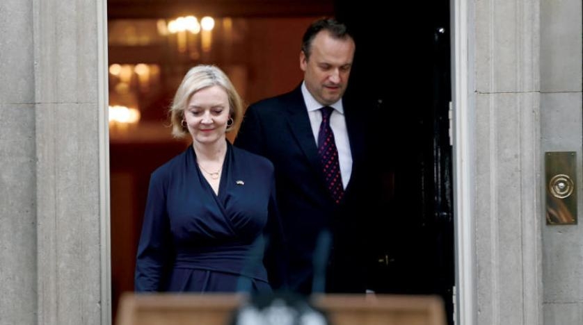 بريطانيا: استقالة تراس تطلق منافسة محمومة على الزعامة