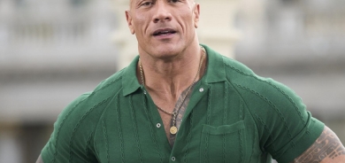 دوەین جۆنسون لە یەكەم نمایشی فیلمەكەیدا بە شێوەیەكی جیاواز دەركەوت