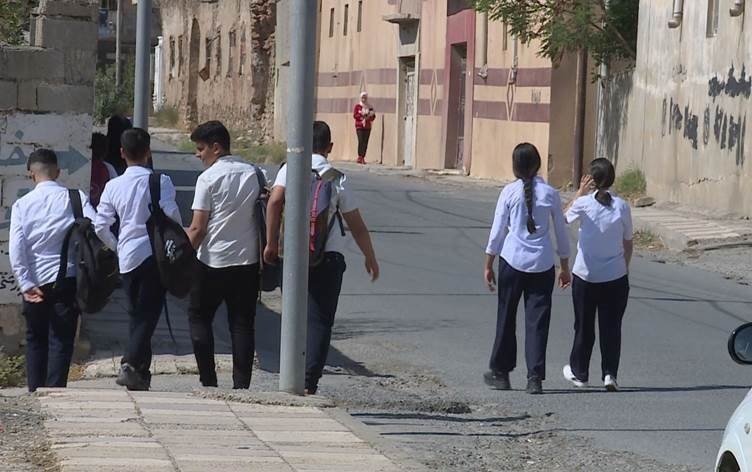 توقف الدوام بخمس مدراس وروضتين في كويسنجق لأكثر من 20 يوماً جراء القصف الإيراني