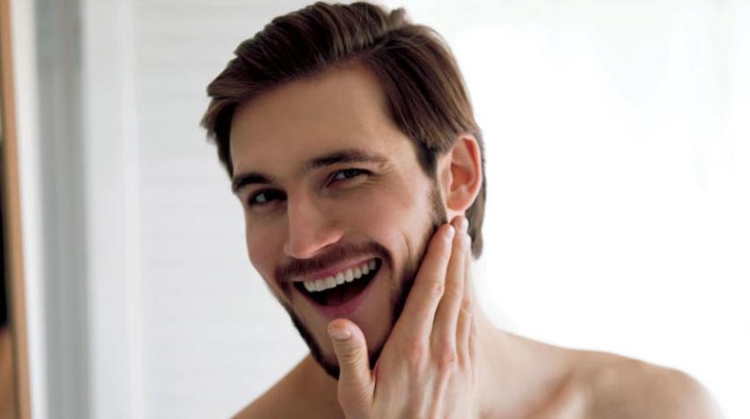 للرجل... خطوات صحية للعناية بالبشرة