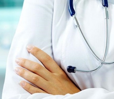 سزای 15 ساڵ زیندانی بەسەر ژنە پزیشكێكی تونسیدا سەپێندرا