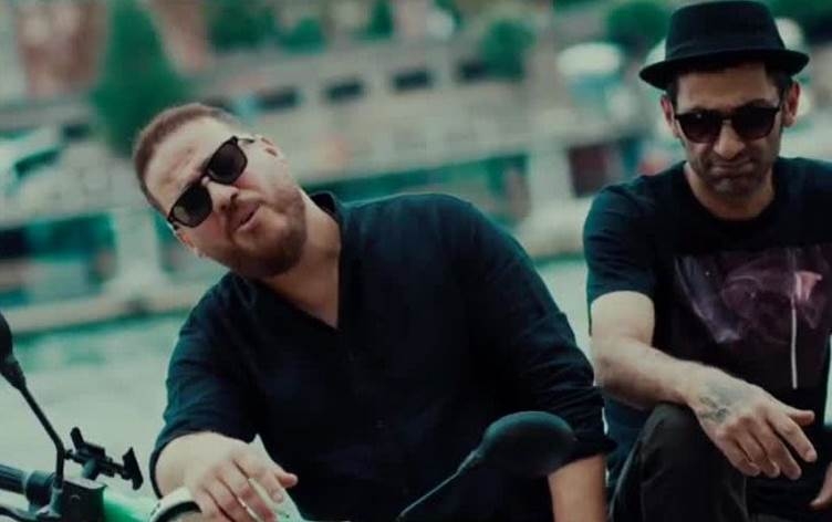 Du hunermendên Efrînî klîpek nû belav kirin