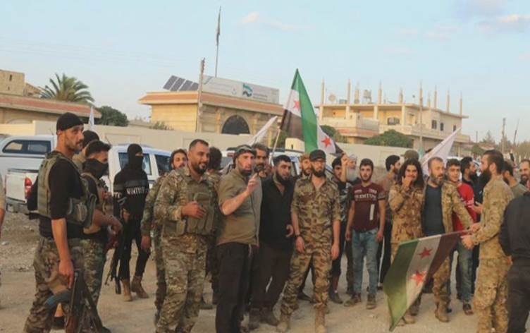 Xelkê Efrînê: Ti ferq di navbera HTŞ û grûpên Artêşa Niştimanî de nîne