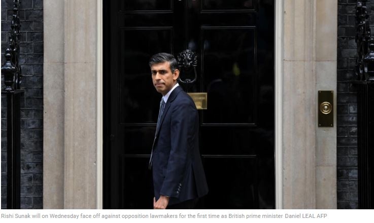 Britain's new PM eyes delay to crunch budget plan