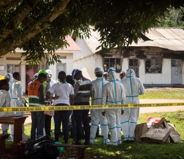 بەهۆی ئاگر کەوتەوە لە قوتابخانەیەكی نابینایان ١١ منداڵ گیانیان لە دەستدا