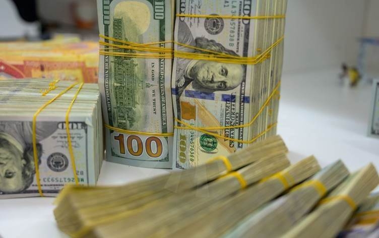 النزاهة النيابية: متهمان بالتورط في سرقة الـ2.5 مليار دولار ما زالا طليقين