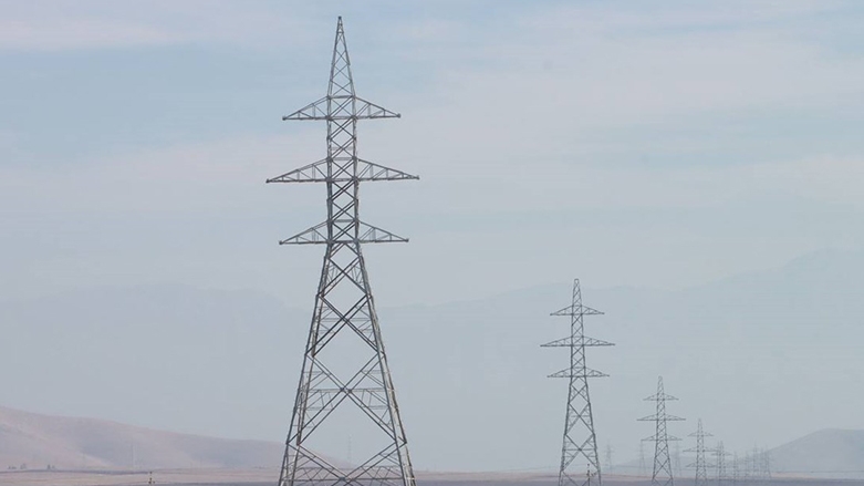 مشروع نقل الكهرباء تانجَرو – سيد صادق في مراحله النهائية