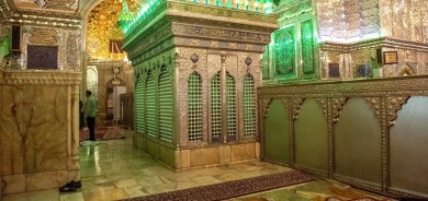 Iran will retaliate after attack on shrine, says Revolutionary Guard commander