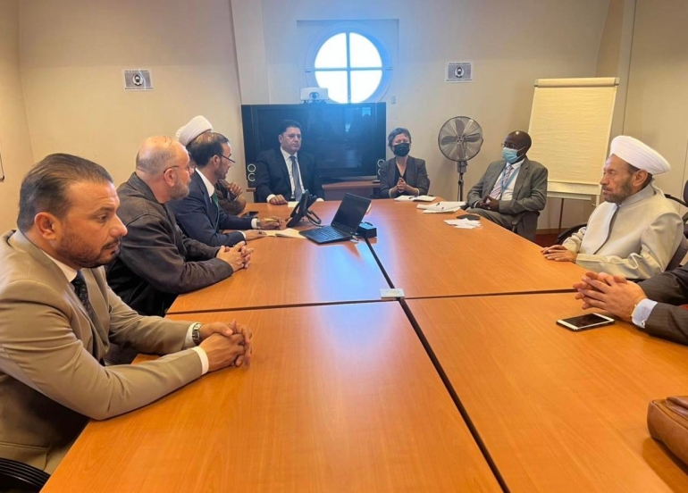 رێکخەری راسپاردە نێودەوڵەتییەکان لەگەڵ تیمی نەتەوە یەکگرتووەکانی تایبەت بە بێسەروشوێنبووانی زۆرەملێ باس لەپڕۆسەی کردنەوەی گۆڕە بە کۆمەڵەکان و پشکنینی پێویست دەکات