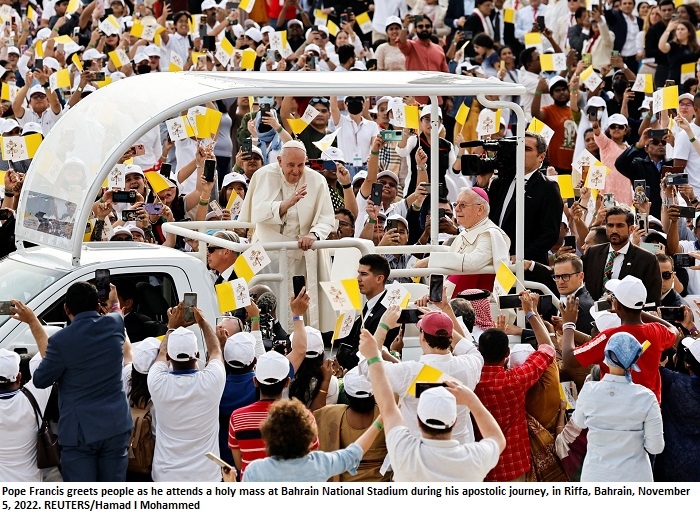 Pope Francis thrills small Gulf Catholic community with big Mass