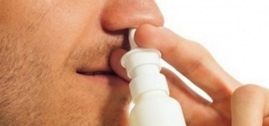 طبيب يحذر من استخدام قطرات الأنف عند الزكام