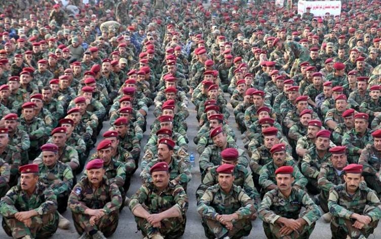 ضباط كبار في الجيش العراقي السابق : قواتنا المسلحة بحاجة لشباب متطوعين وتنقيتها من (الدمج)