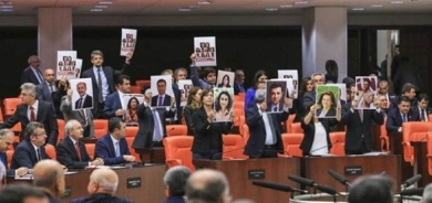 DMME biryar da ku mafên parlamenterên HDPê hatine binpêkirin