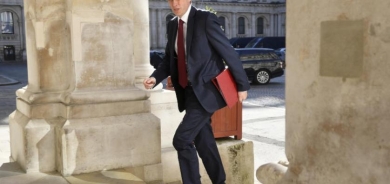 استقالة وزير بريطاني على خلفية اتهامات له بالتنمر