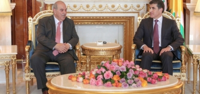 علاوي يهنئ نيجيرفان بارزاني بنجاح مؤتمر الديمقراطي الكوردستاني