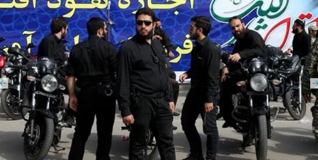 Qum jî derbeke dijwar li rejîma Îranê da