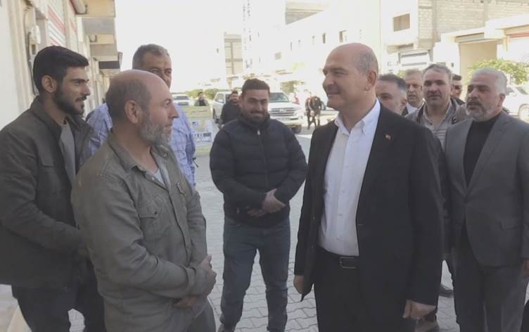 Wezîrê Navxwe yê Tirkiyê derbasî Sûriyê bû