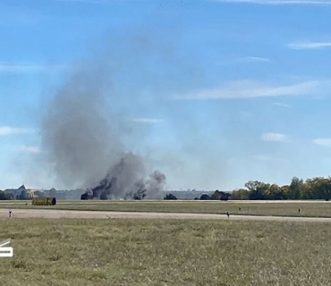 لە ئەنجامی بەریەککەوتنی دوو فڕۆکەی سەردەمی جەنگی جیهانی لە ئەمریکا ٦ کەس بوونەقوربانی