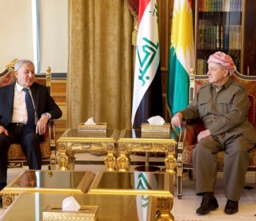 سەرۆک بارزانی پێشوازی لە سەرۆککۆماری عێراق دەکات