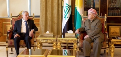 سەرۆک بارزانی پێشوازی لە سەرۆککۆماری عێراق دەکات