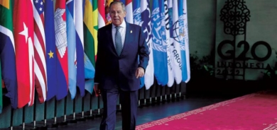 زيلينسكي يدعو قادة «العشرين» إلى إنهاء الحرب الروسية «المدمرة»