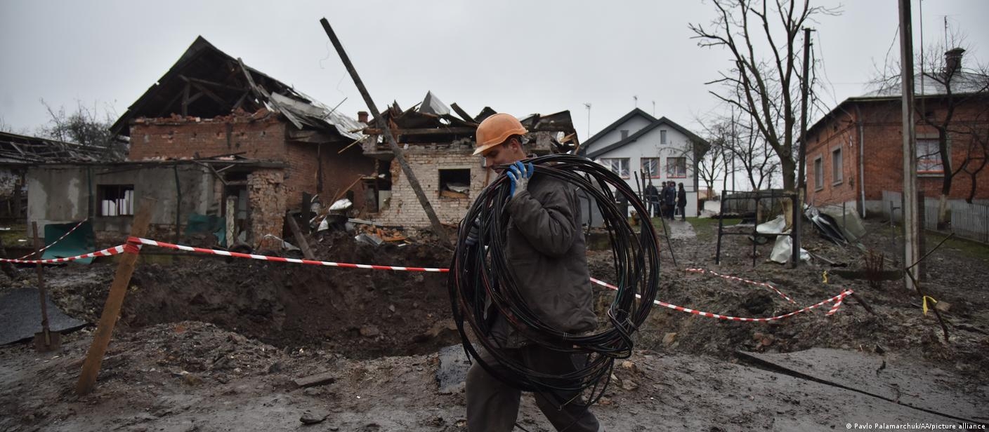 Russia strikes major cities in Ukraine