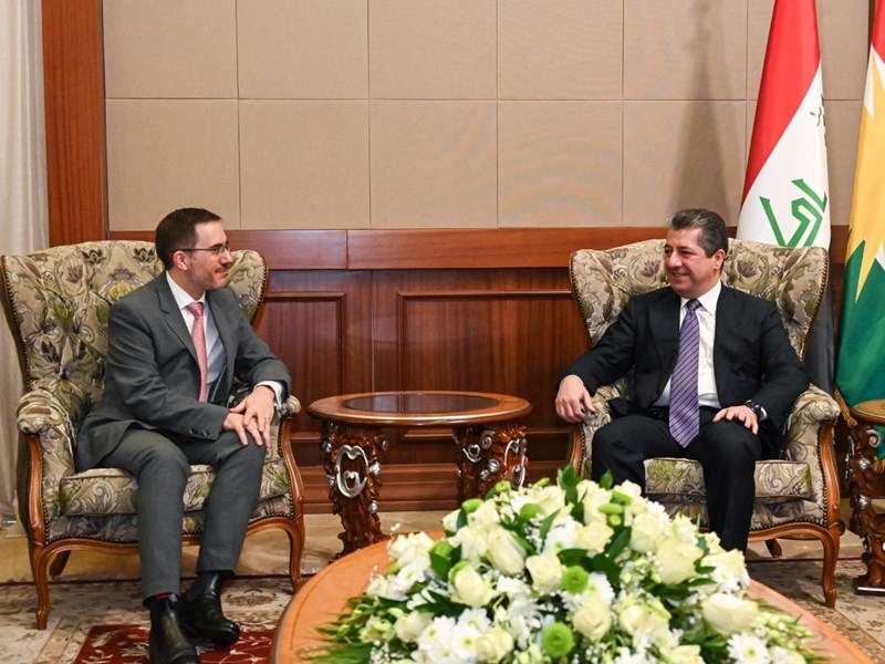 PM Masrour Barzani separately meets with UK ambassador and US ambassador to Iraq