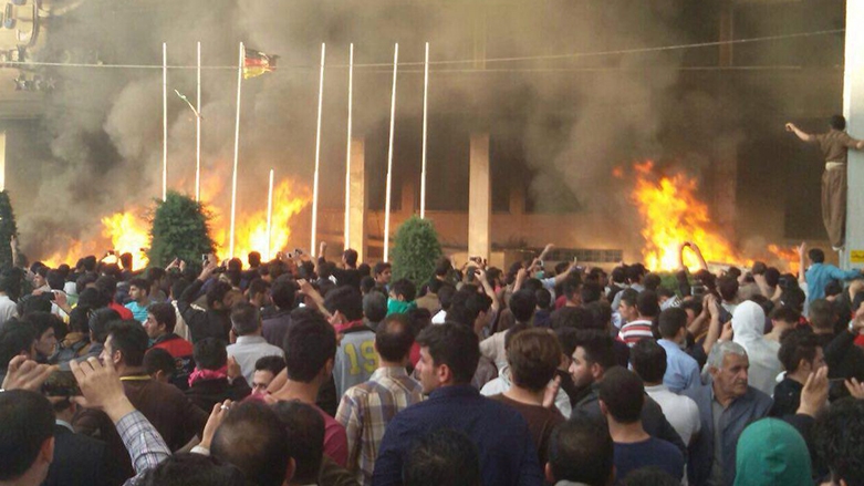 Elî Kerîmî banga hawarhatina bi xelkê Mehabadê re dike