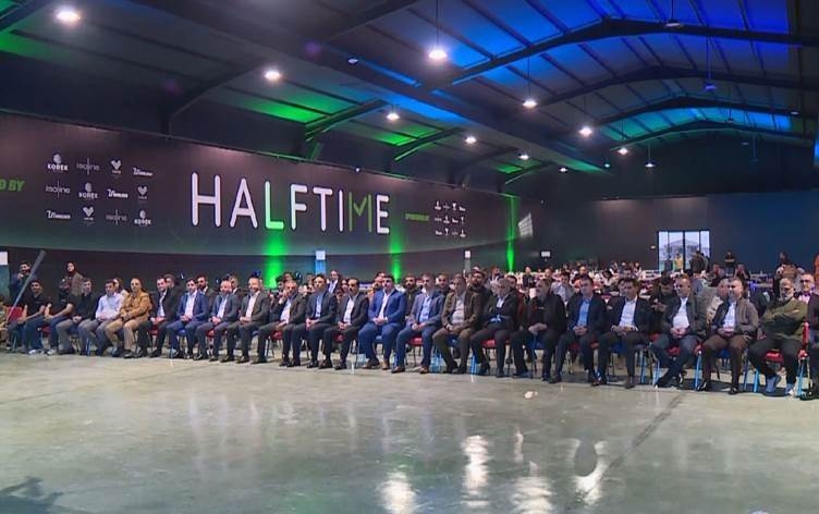 افتتاح قاعة خاصة لعرض مباريات المونديال في أربيل