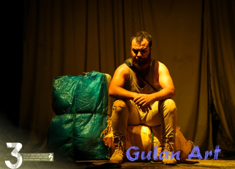 لە سێیەمین فیستیڤاڵی شانۆی كەركووكدا..ڕۆژهەڵات و باكووری كوردستان خەڵاتیان چنییەوە