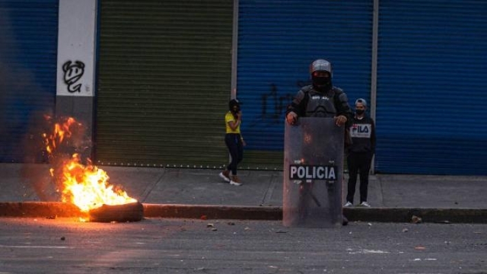 Li Kolombiyayê di pevçûnan de 18 kes mirin