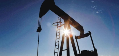 النفط قرب 90 دولاراً بعد تأكيدات خفض الإنتاج