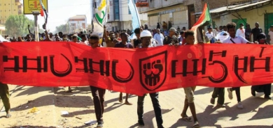 قادة «الحراك الشعبي» في السودان يعولون على «إرهاق القوات الأمنية»