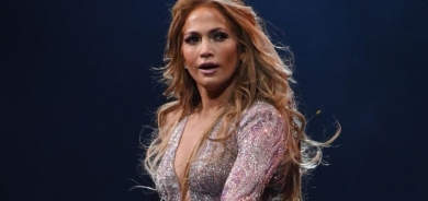 جينيفر لوبيز تحذف كلّ منشوراتها على 