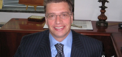 پڕۆفیسۆر یانیس ستیڤاچتیس بۆ گوڵان:     ئەمریكا بە هەڵەداچوو كە پێی وابوو ڕووسیا ناتوانێت بەرگەی شەڕێكی دوور و درێژ بگرێت