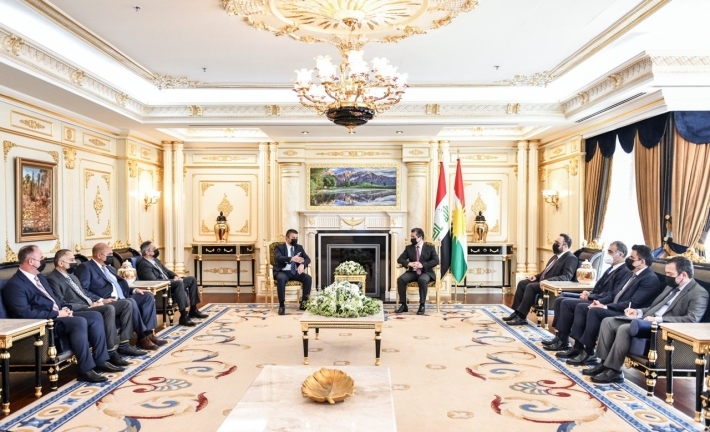 مسرور بارزاني يؤكد ضرورة حل مشاكل المناطق الكوردستانية خارج الإقليم في إطار المادة 140 الدستورية