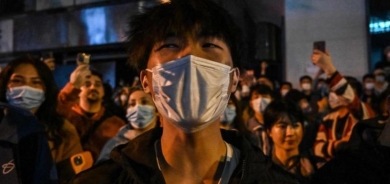 بايدن «يتابع من كثب» التظاهرات في الصين