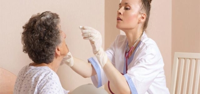 چۆن خۆت لە ئاوی سپیی چاو دەپارێزیت؟