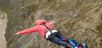 سەركێشیی خۆهەڵدان لە شوێنی بەرز