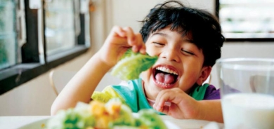 الأثر النفسي السيئ للحديث عن السمنة أمام الأطفال