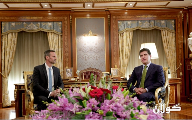 سه‌رۆك نێچیرڤان بارزانى پێشوازى له‌ كونسوڵى نوێى هۆڵه‌ندا كرد