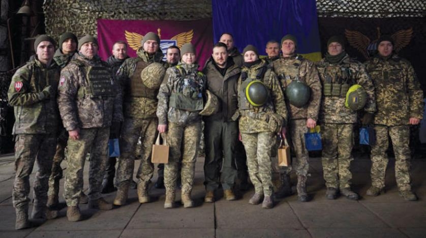 زيلينسكي على جبهة القتال في باخموت