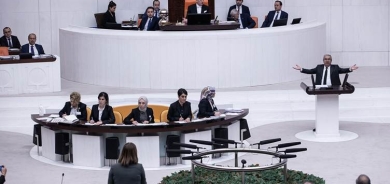 Li Parlamentoya Tirkiyê rê bi axaftina Kurdî nehat dayîn