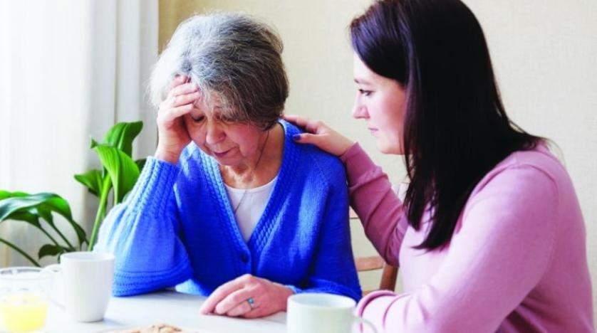 ألزهايمر... لماذا يصيب النساء أكثر من الرجال؟