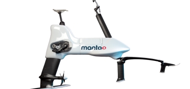 پایسكل هەم لە نێو ئاودا دەڕوات و هەم لە وشكانی