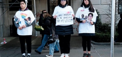 إيران: أحكام بسجن 400 محتج