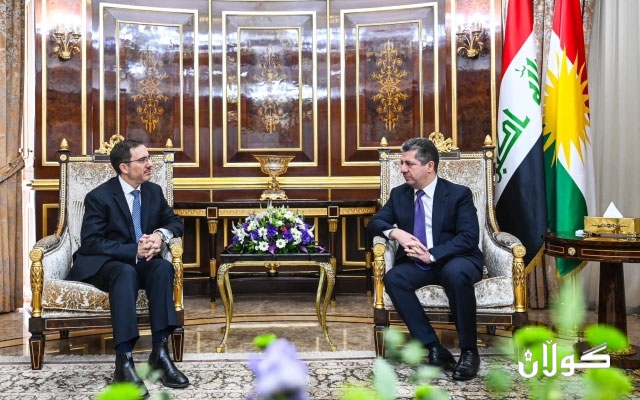 سەرۆکی حکوومەتی هەرێمی کوردستان و باڵوێزی بەریتانیا لە عێراق چارەسەرکردنی کێشەکانی نێوان هەولێر بەغدا و چەند پرسێکی دیکەیان تاوتوێکرد.