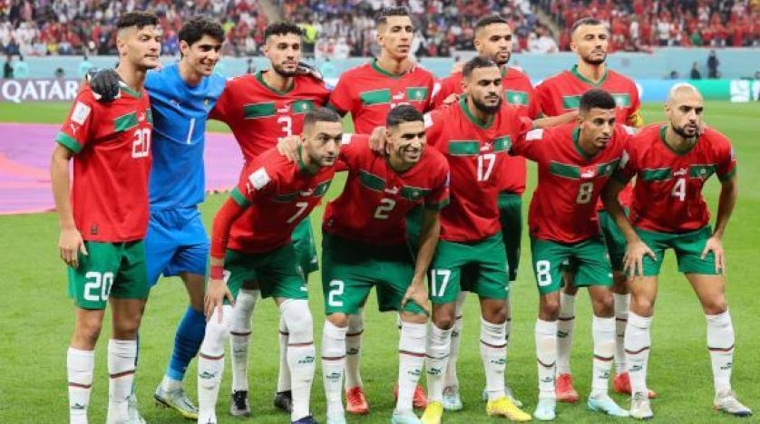 ملك المغرب يحيي الركراكي ولاعبيه رغم الخسارة أمام فرنسا